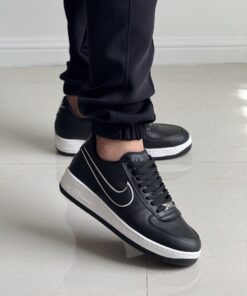 كتونى نايكى مشكى