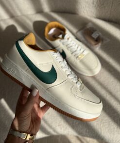 كتونى نايكى سبز