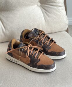 كتونى نايكى لويى ويتون