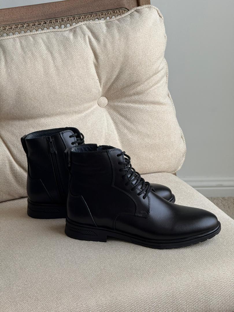 بوت چرم گاوی