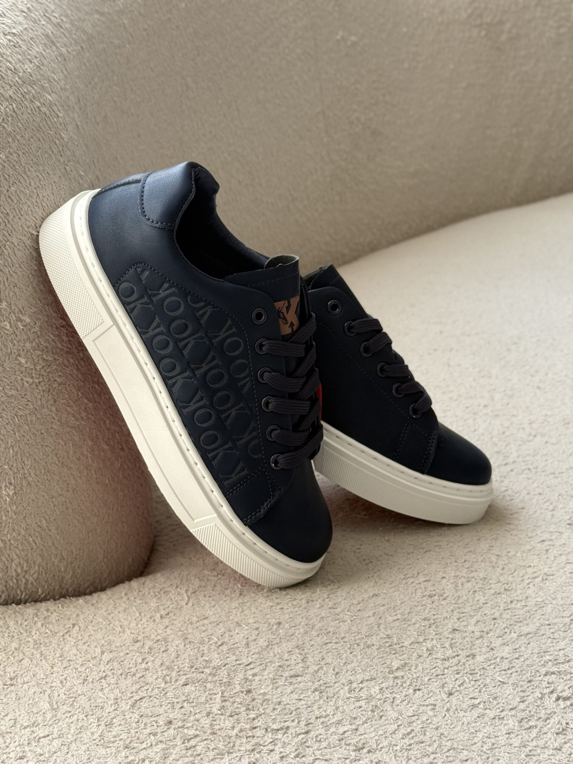 ونس كريستين لوبيتن سورمه اى - تصویر 4