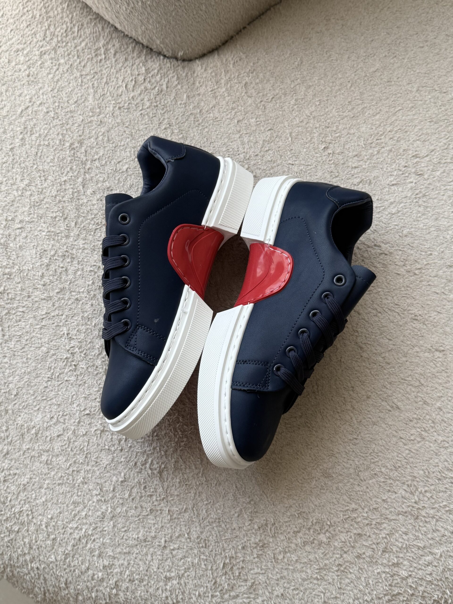 ونس كريستين لوبيتن سورمه اى - تصویر 3