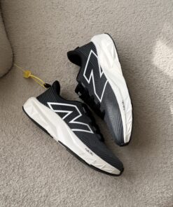 نيو بالانس طوسى